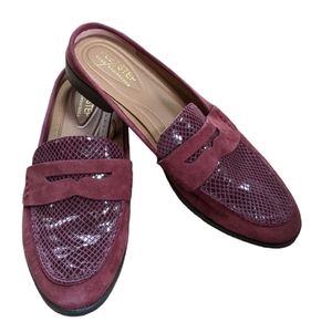 Bass, Flex Step, Nicole ,burgundy loafer mules. Size 9